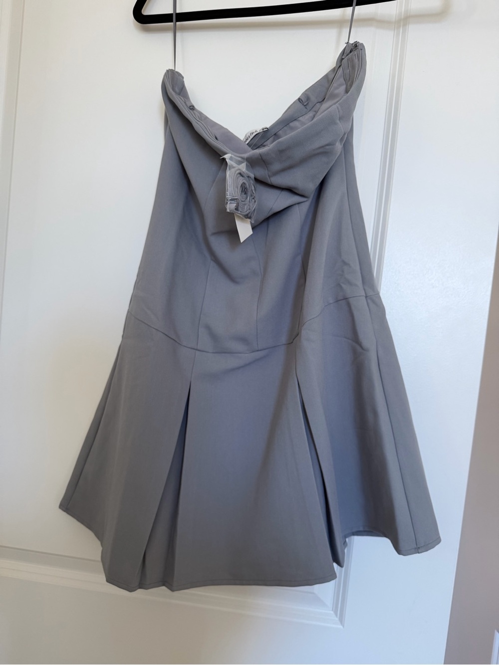 Abercrombie & Fitch Strapless Light Gray A-Line Dress